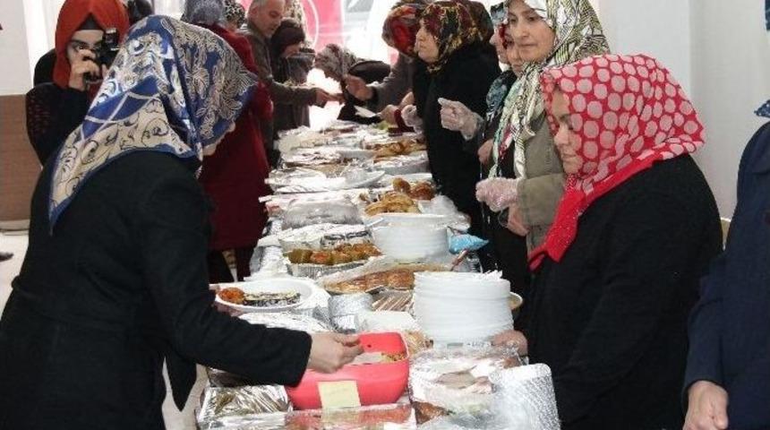 Elazığ&rsquo;da T&uuml;rkmenler Yararına Kermes A&ccedil;ıldı