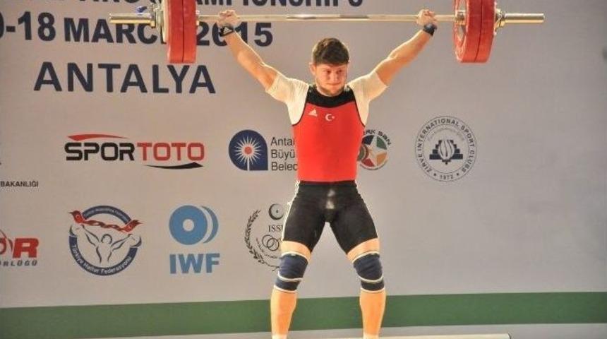 Üzülmez, Acısu’da Kanaat Önderleriyle Buluştu