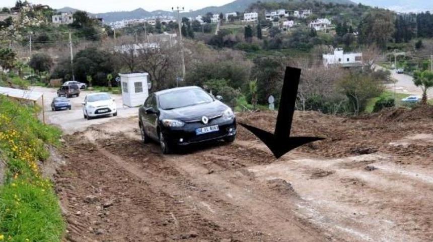 Bodrum Sualtı Arkeoloji M&uuml;zesi M&uuml;d&uuml;r&uuml;'ne 'ışid Zihniyeti' Eleştirisi