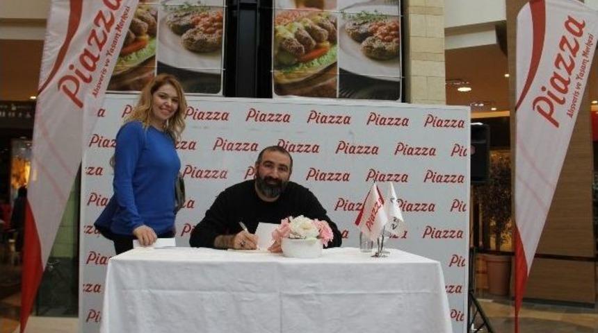 Yazar Uğur Koşar, Şanlıurfa&rsquo;da Okurlarıyla Buluştu