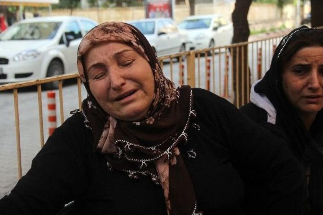 &Ccedil;ifte Cinayette Kızlardan Biri De Kayıp