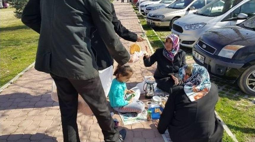 Sp&rsquo;li Gen&ccedil;lerden Ygs &Ouml;ncesi Velilere Poğa&ccedil;a