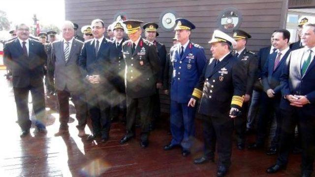 M&uuml;ze Gemi T&ouml;renle A&ccedil;ıldı 2