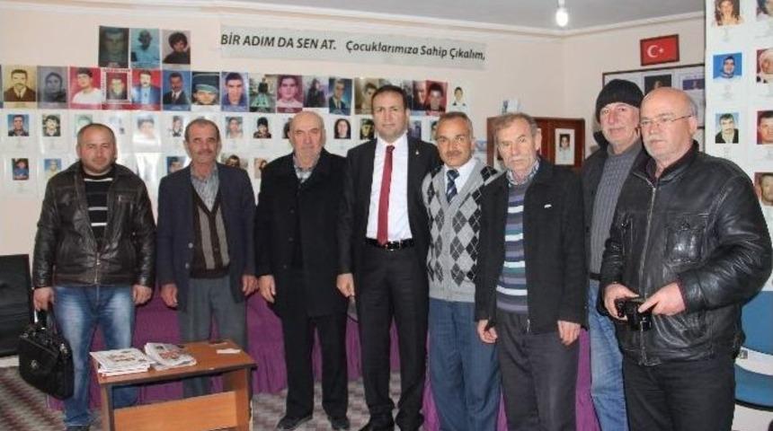 Karaca&rsquo;dan Kayıp Aileleri Derneğine Ziyaret