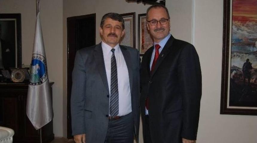 Emin &Ouml;zkan&rsquo;dan Başkan Akın&rsquo;a Ziyaret