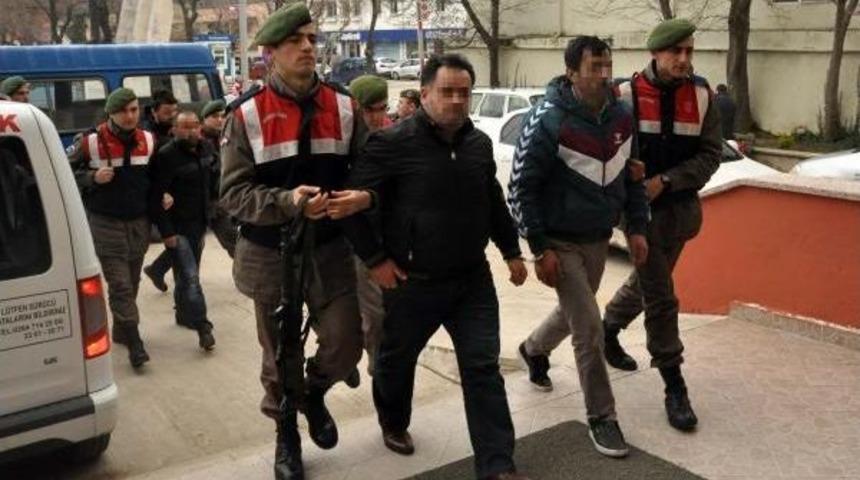 Uyuşturucu Tacirlerine Y&ouml;nelik 'şah Mat 2' Operasyonu&rsquo;Nda 11 Tutuklama