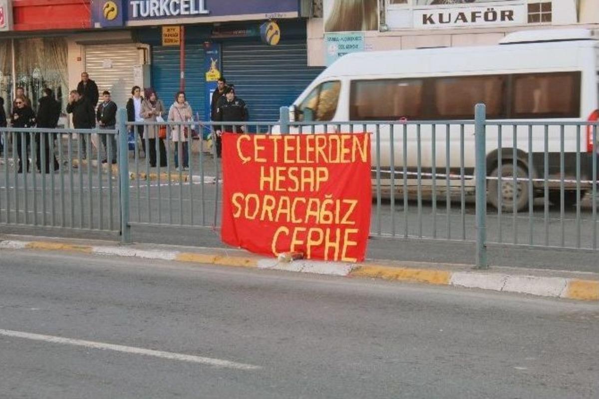 K&uuml;&ccedil;&uuml;k&ccedil;ekmece&rsquo;de Bomba S&uuml;s&uuml; Verilmiş Paket Paniğe Neden Oldu