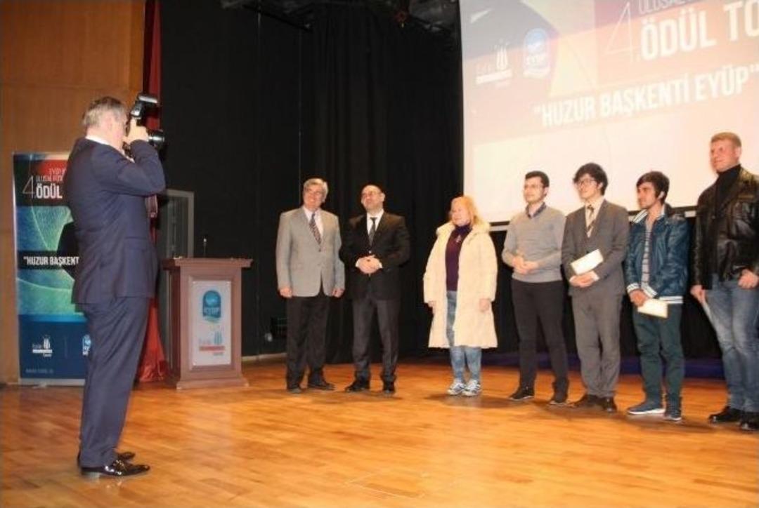 Huzurun Başkenti Ey&uuml;p&rsquo;te Fotoğraf &Ouml;d&uuml;lleri Sahiplerini Buldu