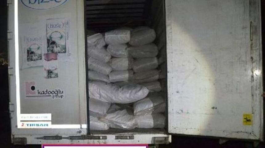 &Ccedil;ukurca'da 17 Ton Ka&ccedil;ak &Ccedil;ay Ele Ge&ccedil;irildi