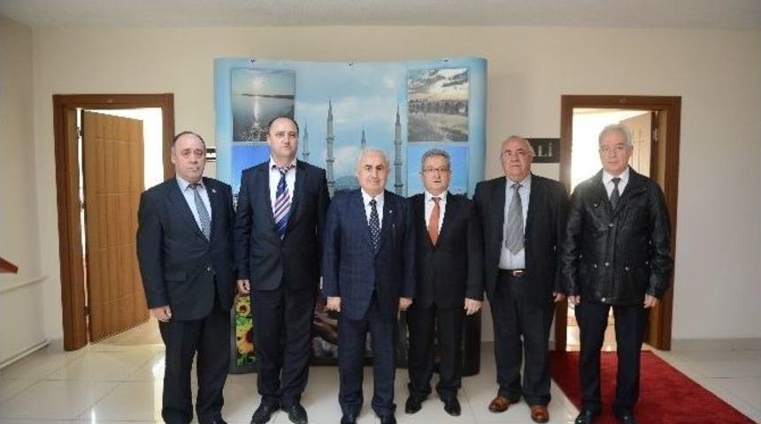 Balkan T&uuml;rk Federasyonu Y&ouml;netiminden Vali Şahin&rsquo;e Ziyaret