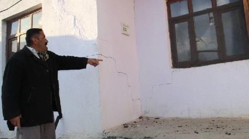 &Ouml;nce G&uuml;venlik, Sonra Yıkılan Konutlar G&ouml;&ccedil; Ettirdi