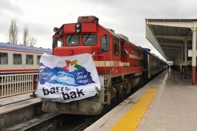 Barış Treni Sivas’a Geldi