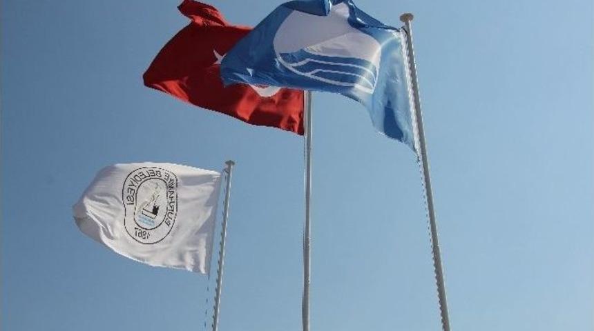 Burhaniye İ&ccedil;in 9 Mavi Bayrak