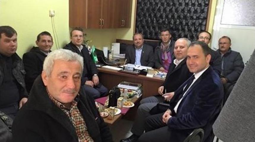 Ak Partili Aşkın Se&ccedil;im &Ccedil;alışmalarını S&uuml;rd&uuml;r&uuml;yor