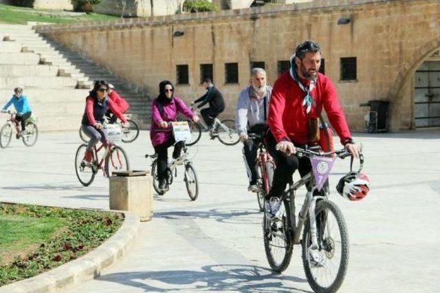 Şanlıurfa’Da Barış Için Pedal Çevirdiler