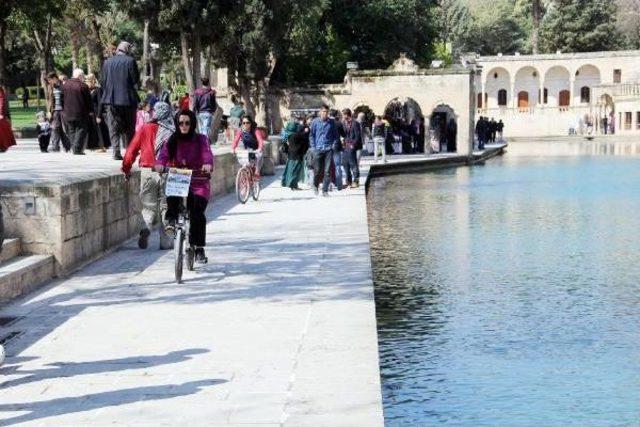 Şanlıurfa’Da Barış Için Pedal Çevirdiler