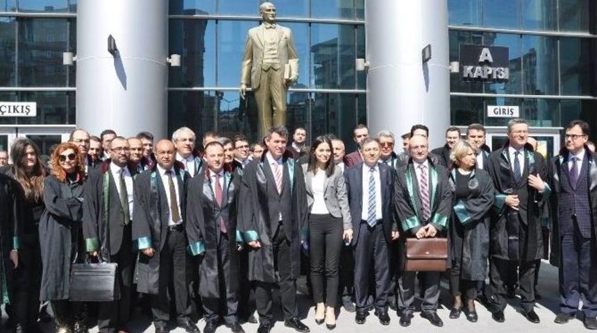 Baro Başkanının Yargılanması