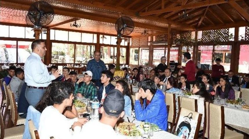 Nusaybinli &Ouml;ğrenciler Tarsus&rsquo;ta