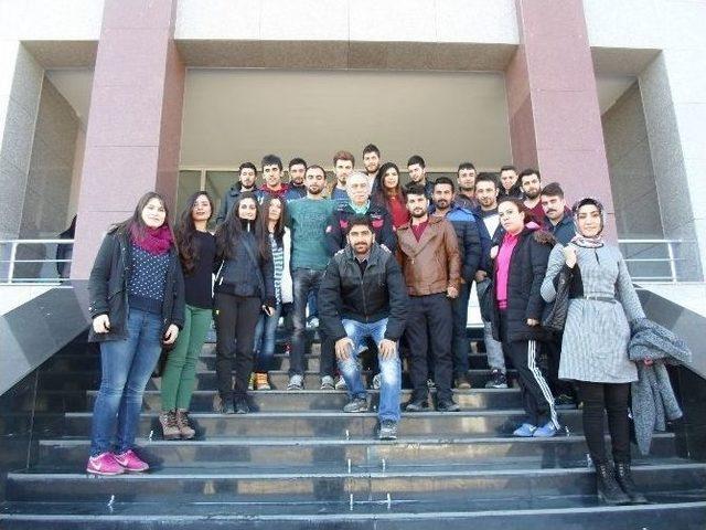 Erzincan Üniversitesi Beden Eğitimi Bölümünün Kpss Başarısı