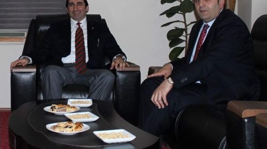 Zeyyat Kafkas Durmak Bilmiyor