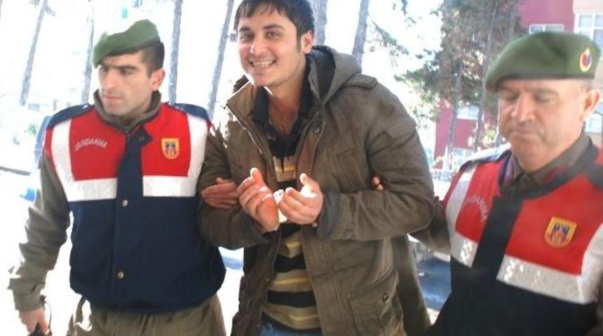 Babasını &Ouml;ld&uuml;ren Sanığa Ceza Verilmedi