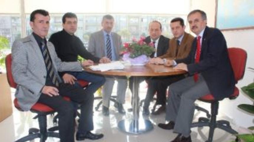 Manisa&rsquo;da 3 Bin Kişi Toplum Yararına &Ccedil;alışacak