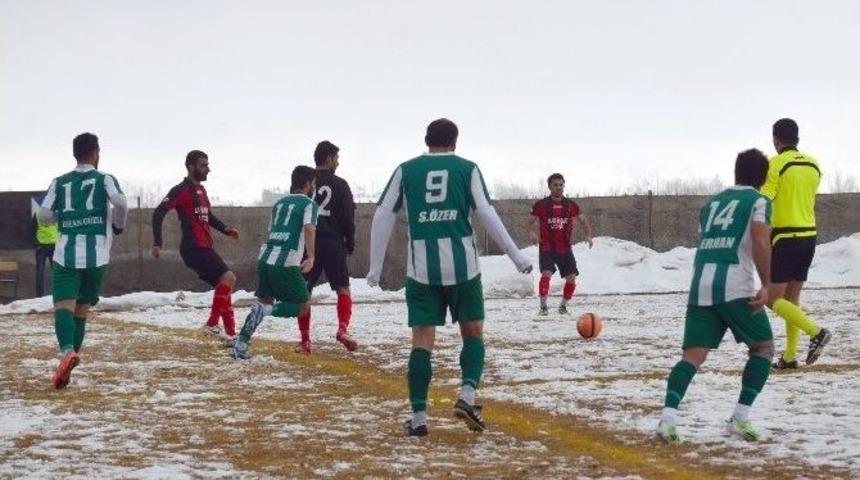 Y&uuml;ksekova Belediyespor, Bing&ouml;lspor&rsquo;a 3-0 Yenildi