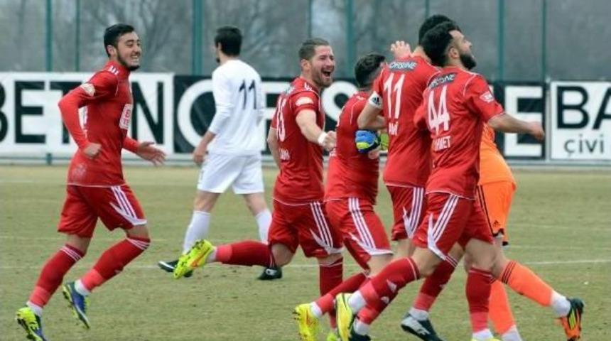 Sivas 4 Eyl&uuml;l Belediyespor- G&ouml;lc&uuml;kspor: 2-1