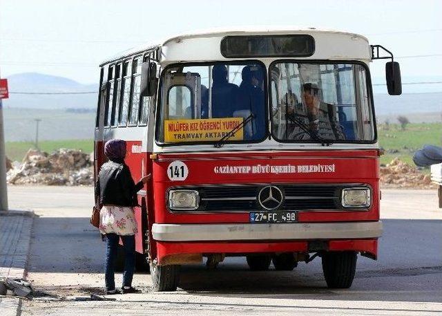 Büyükşehir Belediyesi Kız Öğrencilerin Güvenliği İçin Çalışma Başlattı