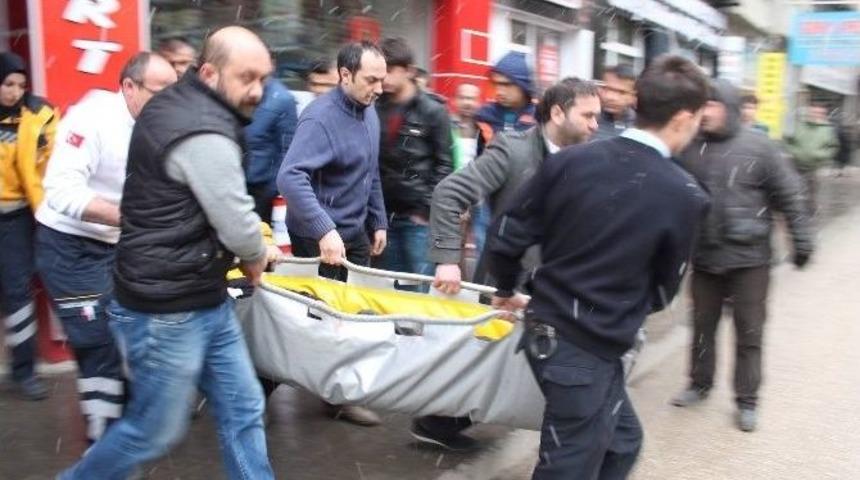 Kastamonu&rsquo;da Bir Kişi Kendisini Bı&ccedil;akladı