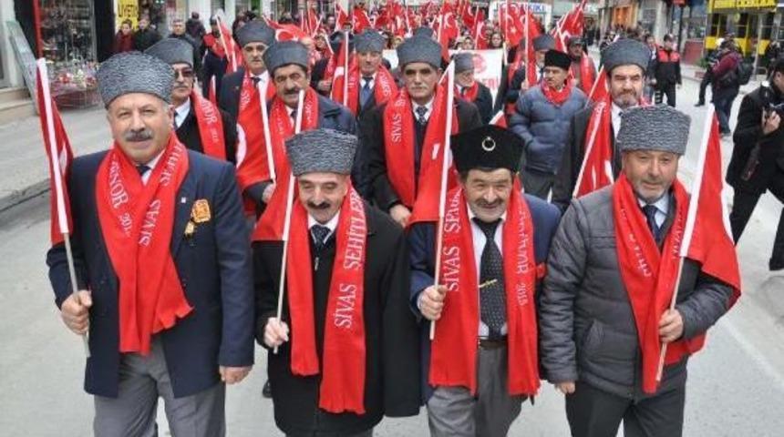 Sivas, &Ccedil;anakkale Şehitleri I&ccedil;in Y&uuml;r&uuml;d&uuml;