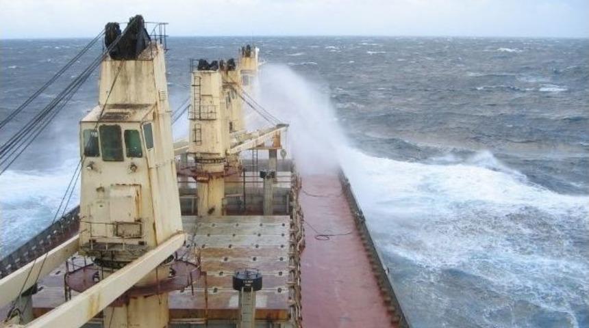 Ege&rsquo;de Fırtına Alarmı