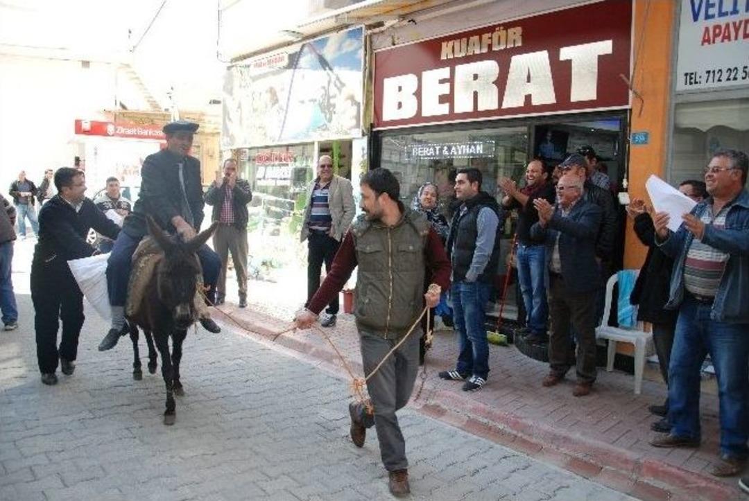 (&ouml;zel Haber) Bağımsız Milletvekili Adayı Silifke&rsquo;de Eşek Sırtında Se&ccedil;menlerden Oy İstiyor