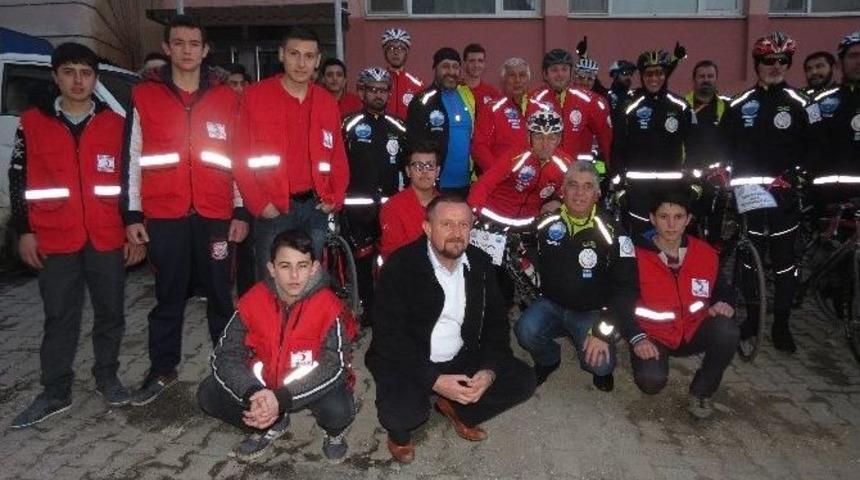 &Ccedil;anakkale&rsquo;ye Giden Bisiklet&ccedil;iler Malkara&rsquo;da Turladı