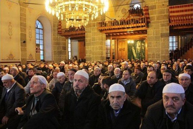 Çanakkale Şehitleri Sabah Namazında Anıldı