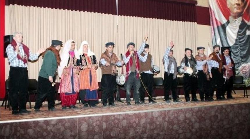 Km&uuml;&rsquo;de Taşkale Seyirlik Oyunları Sergilendi