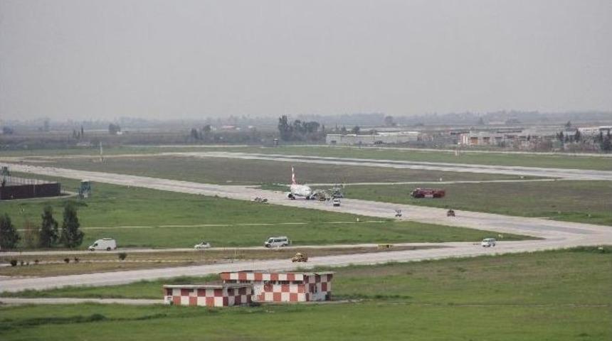 U&ccedil;ağı Ka&ccedil;ırmamak İ&ccedil;in Bomba İhbarı Yapmış