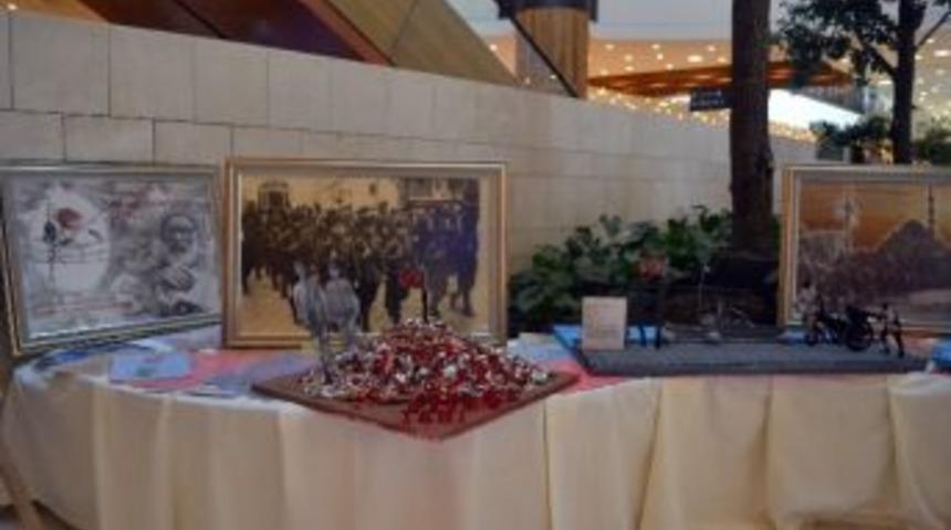 &Ccedil;anakkale Tarihi Piazza&rsquo;da &ldquo;canlandı&rdquo;