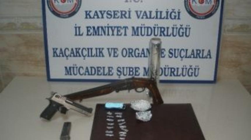 Sakız Kutusunun İ&ccedil;inden Metamfetamin &Ccedil;ıktı