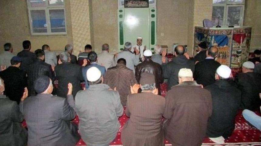 Tuzluca&rsquo;da Şehitleri Anma Programı