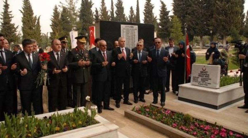 Denizlililer Şehitlerine Koştu