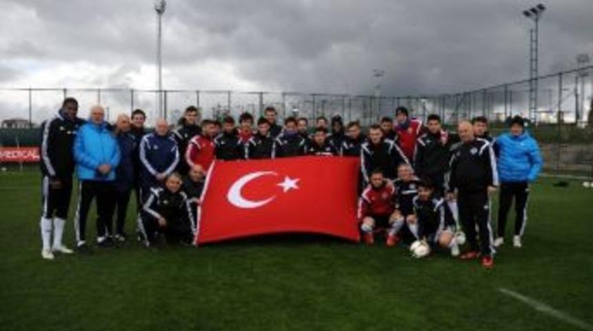 Kasımpaşa, Galatasaray Ma&ccedil;ı Hazırlıklarını S&uuml;rd&uuml;r&uuml;yor