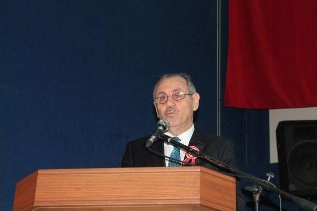 Tekirdağ Valisi Enver Salihoğlu: "&ccedil;anakkale Savaşı T&uuml;rk İnsanının Kahramanlık Destanıdır" 2