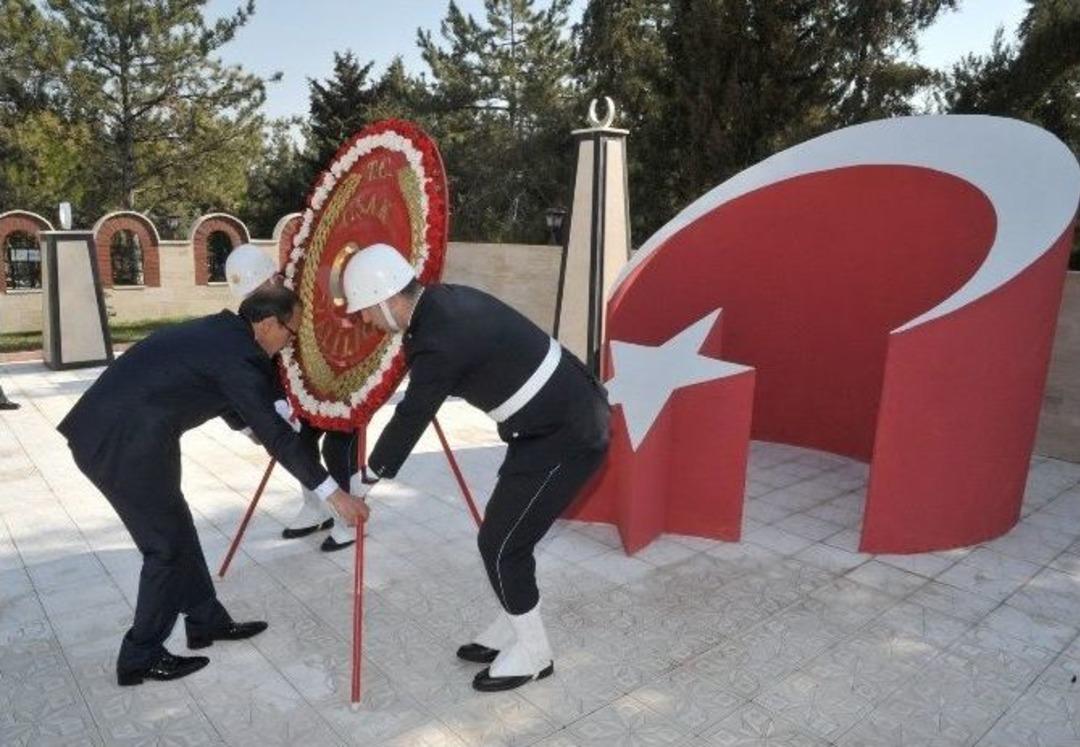 &Ccedil;anakkale Şehitleri Uşak&rsquo;ta Anıldı