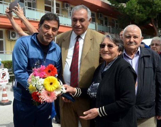 Adana Demirspor'dan 2 Anlamlı Davranış