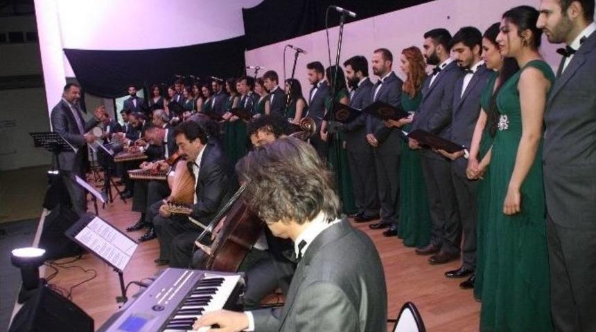 Devrek Meslek Y&uuml;ksekokulu&rsquo;ndan T&uuml;rk Sanat M&uuml;ziği Konseri