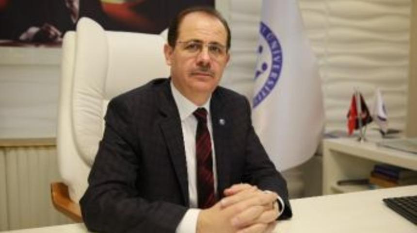 Rektör Coşkun, Kadir Gecesi Mesajı Yayımladı