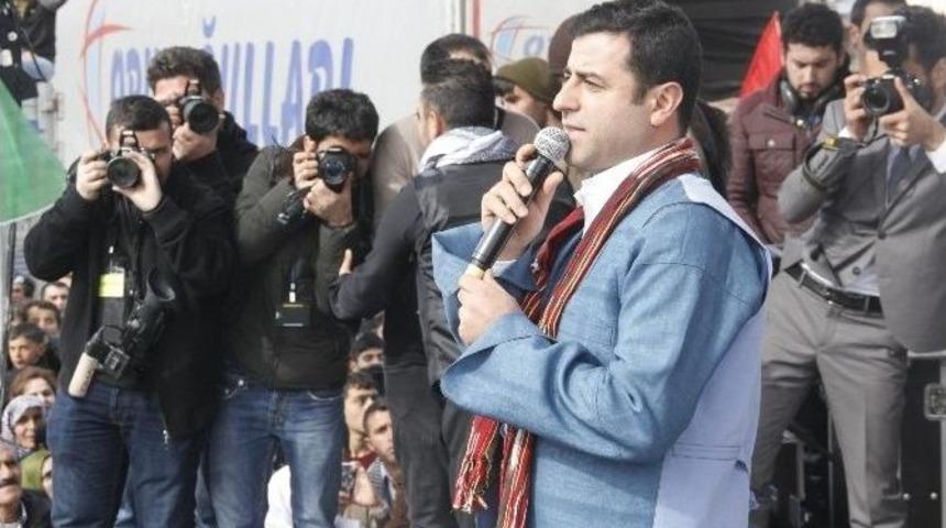 Demirtaş&rsquo;tan Erdoğan&rsquo;a Eleştiri