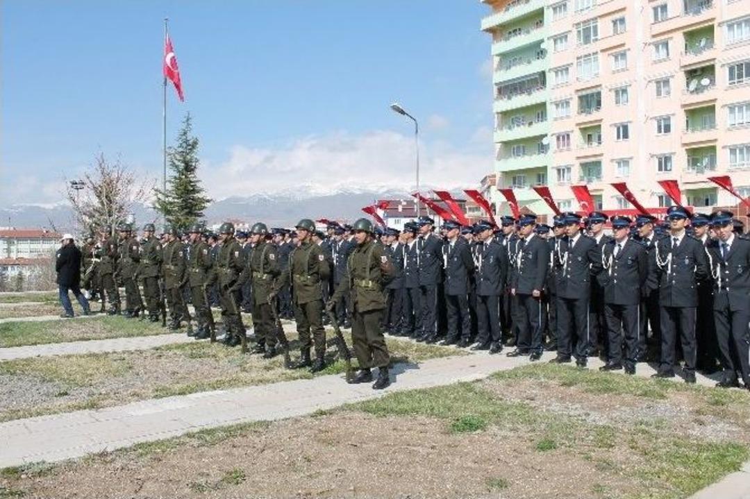 Niğde &Ccedil;anakkale Şehitleri İ&ccedil;in Y&uuml;r&uuml;d&uuml;