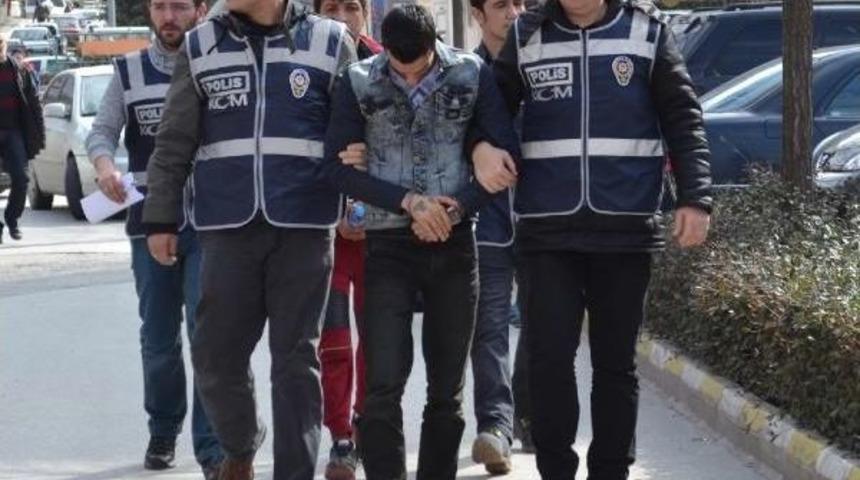 Eskişehir'de Uyuşturucu Operasyonu: 7 G&ouml;zaltı